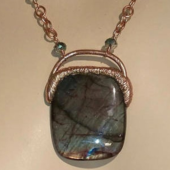 GORGEOUS RARE Spectrolite Labradorite - Picture 3 of 5